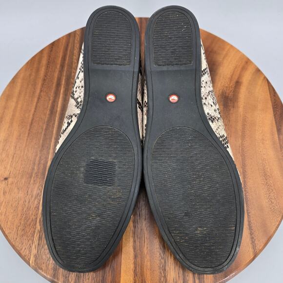 Clarks Flats Women's 12 M Snake Print Leather Un Darcey Slip On Comfort Shoes - Picture 7 of 8